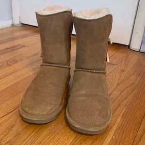 Womens bearpaw boots